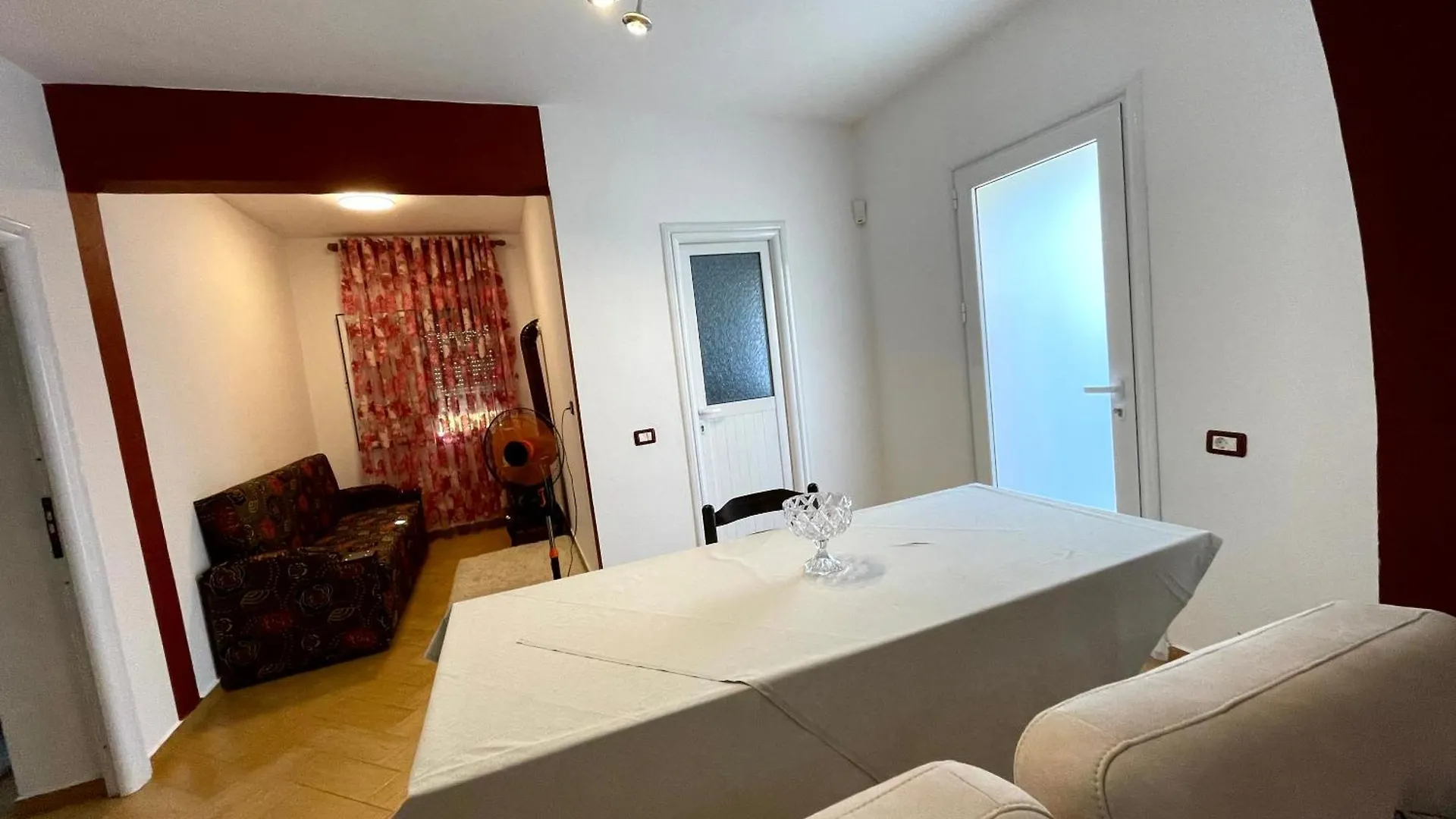 Belvedere Apartment Vlorë 0*,